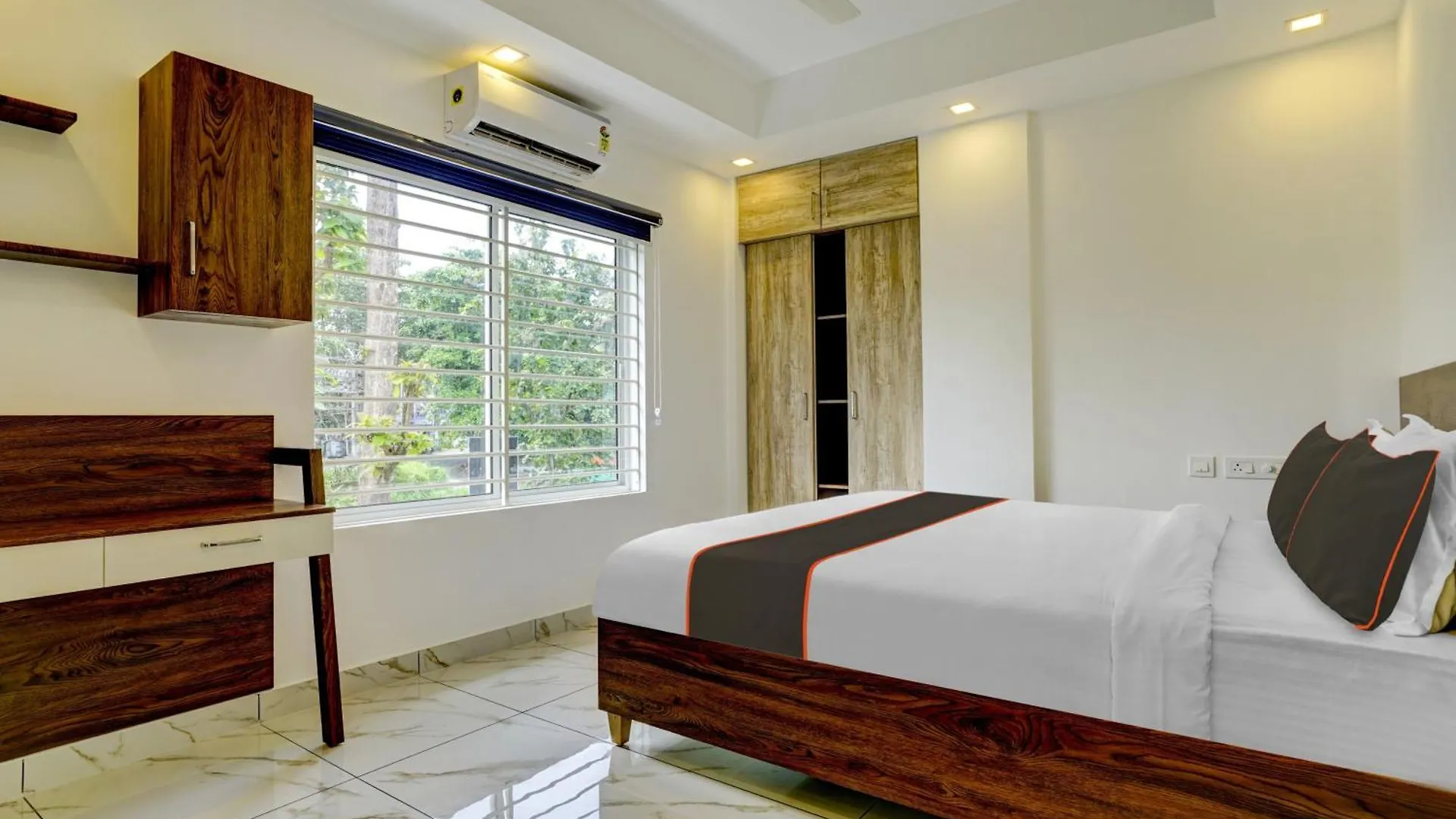 Hotel O Full Moon Homes Kochi 3*,  Indie