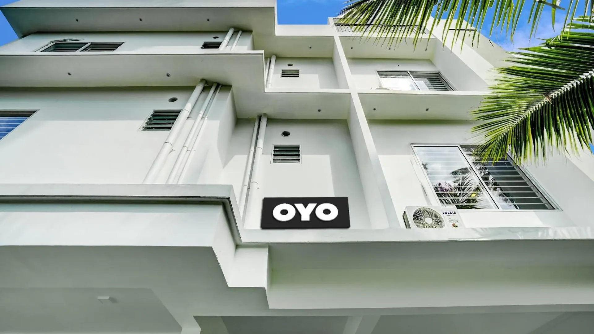 Hotel O Full Moon Homes Kochi